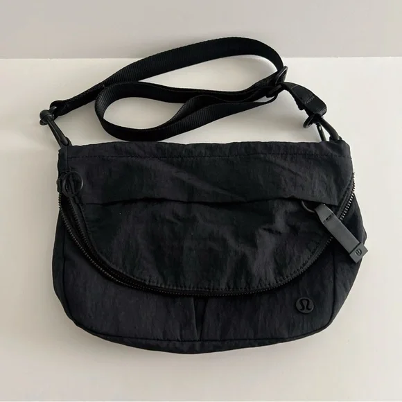 lululemon athletica Jet Black Crossbody Bag - Picture 3 of 5